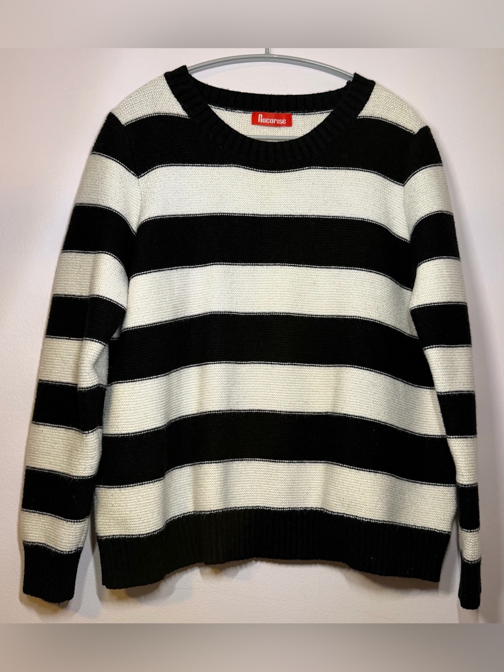 Rocorose Black Ivory Striped Knit Sweater Y2K Preppy Large